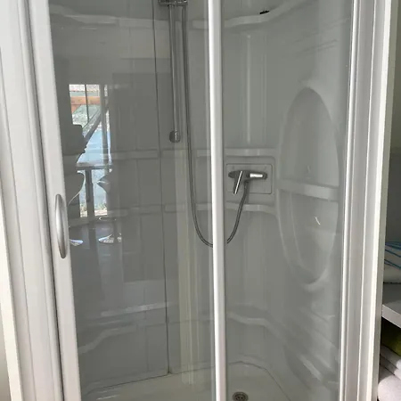 Eve Lido Di , Front And Center キャンプ場 *