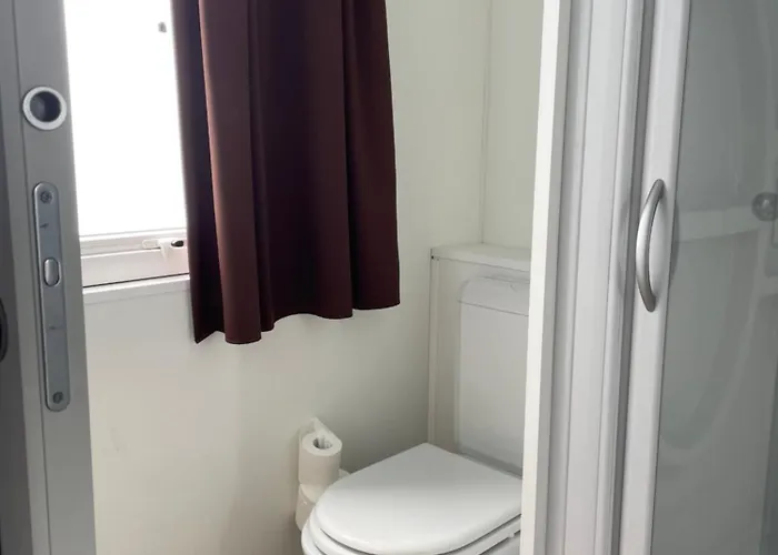 Camping Eve Lido Di , Front And Center Colico