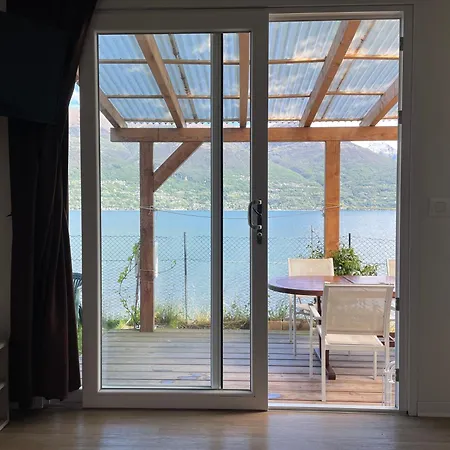 Eve Lido Di , Front And Center Colico