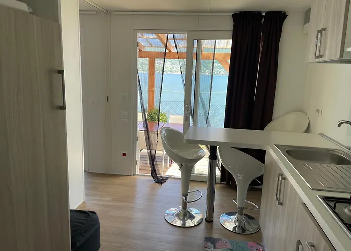 Eve Lido Di , Front And Center Camping Colico